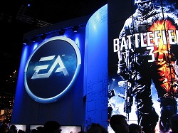 E3 2011פ򿶤֤äơ򤷤4GameråդԽ嵭Ǻ