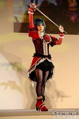 TGS 2013200̾Υץ쥤䡼ѥեޥ󥹤ϪCosplay Collection Nightפեȥݡ