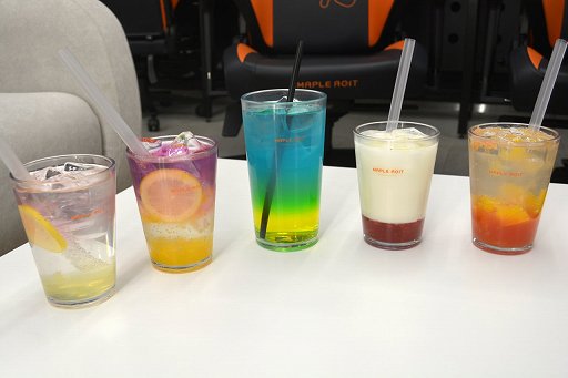 画像ギャラリー No.014のサムネイル画像 / 「メイプルストーリー」土産を買うのにもよさそう。メイプル仕様の常設PCカフェを韓国で見学。コミュニティ活性化のため,オフライン施策にも注力