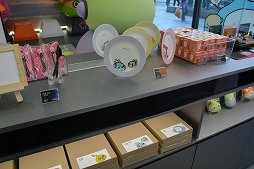画像ギャラリー No.019のサムネイル画像 / 「メイプルストーリー」土産を買うのにもよさそう。メイプル仕様の常設PCカフェを韓国で見学。コミュニティ活性化のため,オフライン施策にも注力