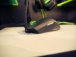 E3 2012Razer֡˿ޥRazer TaipanפȡMechWarrior Onlineѥȥ餬Ÿ