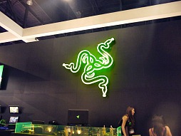 E3 2012Razer֡˿ޥRazer TaipanפȡMechWarrior Onlineѥȥ餬Ÿ