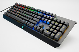 Razer BlackWidow X ChromaױѸǥXդBlackWidowϡǥȲ㤦Τ