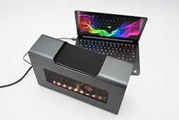 Razer Core V2ץӥ塼Thunderbolt 3³γդեåܥå2ǥϲѤä