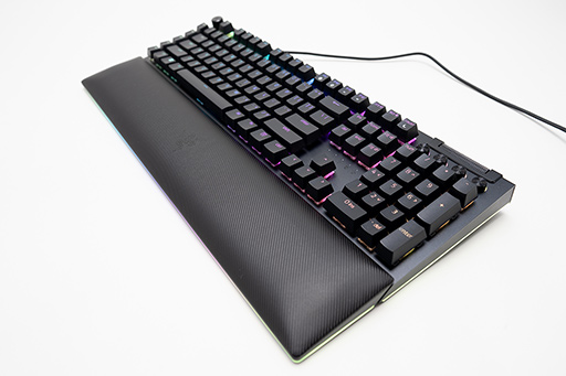 RazerܡɤΥեååסBlackWidow V4 ProפƥȡʤϹ⤤ܥڥåν¤֤˴äΥӥ塼