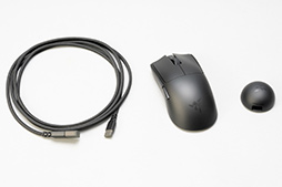 画像ギャラリー No.005のサムネイル画像 / Razerが贈るeスポーツプロ向けハイエンドマウス「Viper V4 Pro」は,堅実かつバランスのいい文句なしの逸品だ【PR】