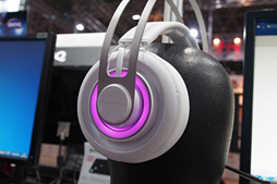 TGS 2013SteelSeries˵סΥ꡼ȯͽΥإåɥåȡSiberia Eliteפȡ9HפޤޤȥåƤߤ