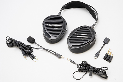 画像ギャラリー No.004のサムネイル画像 / 一度は体験したい平面駆動型スピーカー+開放型のゲーミングヘッドセット「ROG Kithara」をレビュー