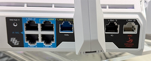 画像ギャラリー No.002のサムネイル画像 / ルーターにもAIを搭載。Wi-Fi 7対応のゲーマー向け新型ルーターをASUSが披露