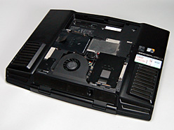 Alienware M17xץӥ塼ǺܡGeForce GTX 260M2GTX 260¤ߤǽȯ