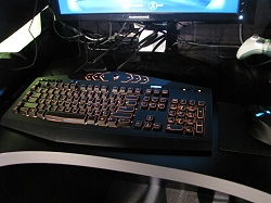 #023Υͥ/TGS 2009ǽ⹽¤˹롣ͽ۰ʾ˥ФäAlienwareΥޡPC