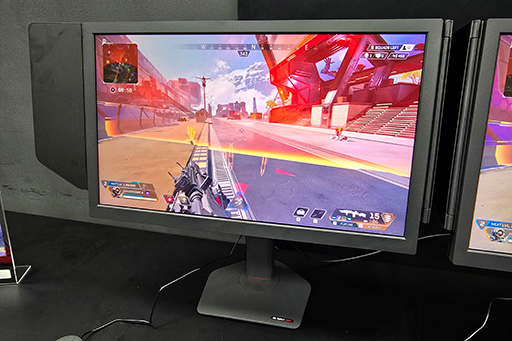 画像ギャラリー No.002のサムネイル画像 / TN液晶＋直下型LEDで有機ELよりも残像感が少ないバトルロイヤル向けディスプレイ「XQ2566X」がBenQ ZOWIEから発売