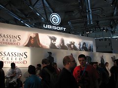 GamescomϹޤХĥä֤Ż򤷤Ƥ롣ʤǥơ뤬줿Assassin's Creed: Brotherhood