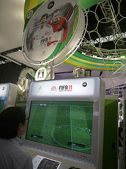 #001Υͥ/TGS 2010ϤȤȤ륭ѡȤƤΥꥢϤFIFA 11 ɥ饹åץץ쥤ݡ