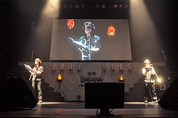 画像ギャラリー No.006のサムネイル画像 / 熱き武将達が再び集結！　ライブ，トーク，ゲーム大会と，大いに盛り上がった「バサラ祭2011〜夏の陣〜」の模様をレポート