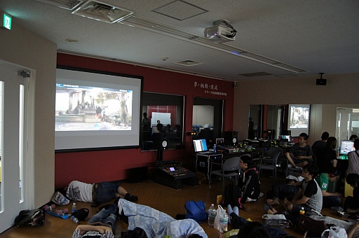 [EVO2013]褦襤˽ոɤ줿EVOǽΥ饤֥ӥ塼󥰥٥ȡEVO2013 public viewing in Tokyoפݡ