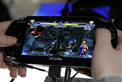 E3 2011PS VitaѡBLAZBLUE CONTINUUM SHIFT II PLUSʲˡפΥǥǤE3θץ쥤ʼʳƮ򤤤ĤǤɤǤ