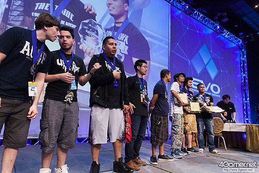 EVO2015ϡŴ7פǥΥ꤬ŪͥUMvC3פǤCrossRF꤬ǽη辡ȡʥȤضʤ᤿EVO2ܤޤȤ