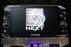 TGS 2011ϡֿԢ̵ NEXTפξҲ𥹥ơݡȡľŪʥ󥿥ե3GƥޤǡVitaεǽե˳Ѥȼ̵Сɤ