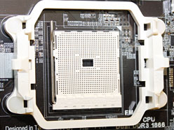 AMD2012ǯ˻ԾͽμϥɸCPUKomodoפSocket FMxѤءFuzion APUȥץåȥեζ̲ޤ