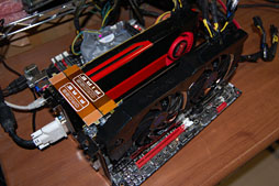 Radeon HD 7950פCrossFireXƥȥݡȡϤǽϷȴ