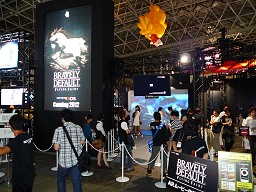 #002Υͥ/TGS 2011ϥ˥å֡ǡBRAVELY DEFAULTפARɤ򥲥åȤ衪ҥ󤬸꤫ƤARࡼӡθ