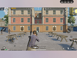 画像ギャラリー No.050のサムネイル画像 / 開いた状態で4：3画面のスマートフォンでゲームはどうなる？ Galaxy Z Fold8＆Galaxy Z Fold8 Ultraをテスト