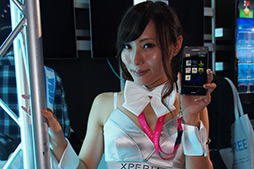 TGS 2012ϡjubeatץ꡼KONAMI֡·ǿjubeat saucerפXperiaǡjubeat plusפˤĤơǥ쥯ؤʹƤߤ