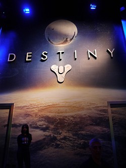 E3 2013Bungie꤬륪饤FPSμϤϡǥɤ߲򤯡DestinyפΥॷƥ