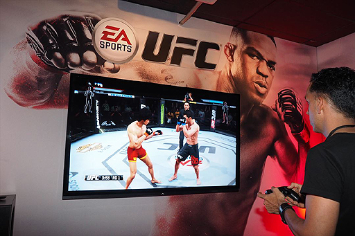 E3 2014ŷ⻲Υ֥롼꡼EA Sports UFCץץ쥤ݡȡͤŨɤॲॷƥब