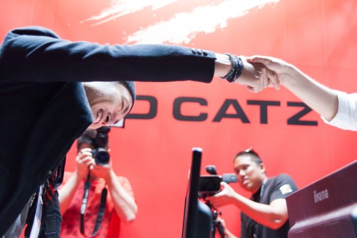 ·ΥȡʥȤΤϡʤȥ롦եơTGS 2014Mad Catz֡ǳŤ줿֥IVեȥݡ