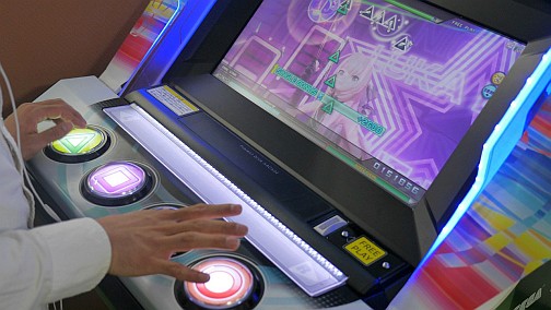 画像集#023のサムネイル/新基板&新デバイス搭載で,天使のミクさんがさらに美しく。11月下旬稼働開始の「初音ミク Project DIVA Arcade Future Tone」を一足早く遊んできた