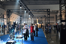 ���������꡼ No.062�Υ���ͥ������ / �֥���֥�ե���2025�ץե��ȥ�ݡ��ȡ������ˤϡȵ�������ȯ���ɤ⡣���ȥ饯������Ÿ��ʪ�����ơ������٥�Ȥ��ڤ��᤿�����ͻҤ�Ҳ�