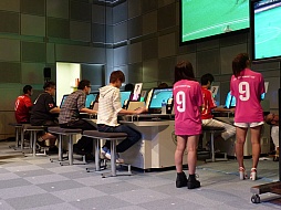 画像集#004のサムネイル/「WORLD CLUB Champion Football 2012-2013 Ver.2.0」の公式大会「The 9th PRE WCCF CUP WINNER'S CUP」の模様をレポート。11月開催の全国大会のキップはどの監督の手に