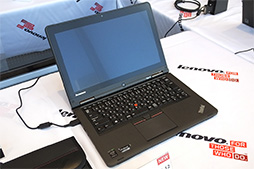 Lenovo360ٲžҥܤ4⡼ɤ˻Ȥʬ뿷2-in-1ThinkPad Yoga 12פȯ