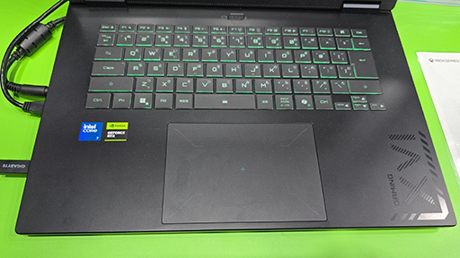 画像ギャラリー No.008のサムネイル画像 / GIGABYTEのゲーミングブランド「AORUS」ブースで，最新のノートPCや有機ELディスプレイを使ってゲームを体験［TGS2026］【PR】
