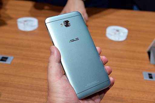 ASUSοޡȥեZenFone 4ץ꡼5ʤϥ󥺥ǥåƤ