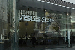 ASUSåסASUS Store Akasakaפ32˥ץƱҤǤȤߤԤŹݡ