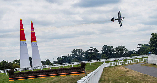 gamescomϥåɥ֥롦졼򥲡ಽRed Bull Air Race The Gameפ