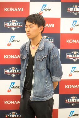 ֥ѥץפζ30̾ȴ줿eBASEBALL ץ꡼ܥե饤Ͳݡȡץ̼Ԥˤ郎깭