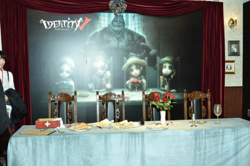 画像集 No.010のサムネイル画像 / 「Identity V」初の公式リアルイベント「IdentityV 公式オフ会 〜CHRISTMAS PARTY〜」をレポート。約7時間にわたる壮大なオフ会