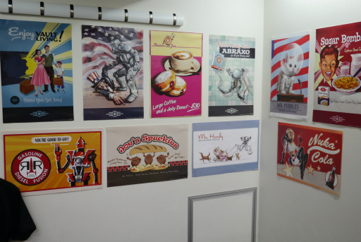 画像ギャラリー No.008のサムネイル画像 / 「Fallout」の世界を楽しめるコラボカフェが東京・大阪・仙台・札幌でスタート。リアル「ヌカ・コーラ」も堪能できた内覧会をレポート