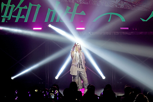 画像ギャラリー No.006のサムネイル画像 / 舞台「ヒプマイ」ライブツアー《Division Jam Tour》vol.2レポート。お馴染みの楽曲と初披露の新曲でライブハウスを熱狂の渦へ