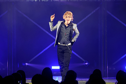 画像ギャラリー No.011のサムネイル画像 / 舞台「ヒプマイ」ライブツアー《Division Jam Tour》vol.2レポート。お馴染みの楽曲と初披露の新曲でライブハウスを熱狂の渦へ