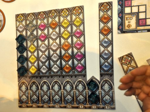 SPIEL'1810ǯ˰٤AZULפ³Ԥо졣ץ쥤ʤϤΤޤޤˡɤθ̤ϥåꤷAzul: Stained Glass of Sintraפץ쥤