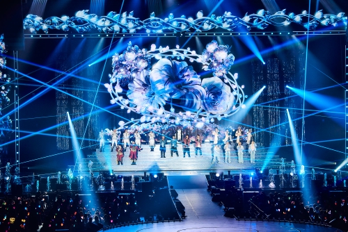 画像ギャラリー No.026のサムネイル画像 / フルキャスト出演！　色彩が弾けるような花々が咲き誇る最高に輝く3日間。「スタフォニ」4th 全公演レポート