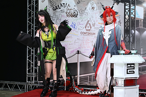 ���������꡼ No.028�Υ���ͥ������ / �֥������ʥ��ġ�6��ǯ��ǰ���٥�ȥ�ݡ�����ε���Х롼��ϥܥ�Ũ�Υ��������ƥ�����Ϥ�Ƹ�����������ޤ�Ÿ��