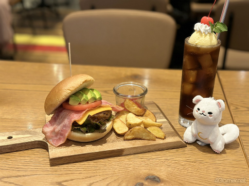 ֥å̡סTOWER RECORDS CAFE ɽƻŹݡȡܤ˳ڤ­Ͽ겼ܥοPVɬ