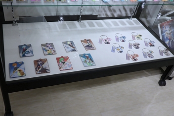 画像ギャラリー No.013のサムネイル画像 / 「ポケモンマスターズ EX」6.5周年記念特設スペース内覧会レポート。会場はポケモンやトレーナーの展示で満載！ 新商品の販売も