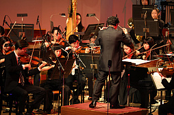 画像ギャラリー No.005のサムネイル画像 / 賢者様に贈られた,1日限りの音楽の魔法。「『魔法使いの約束』オーケストラコンサート -Musica Fragmenta-」昼公演レポート